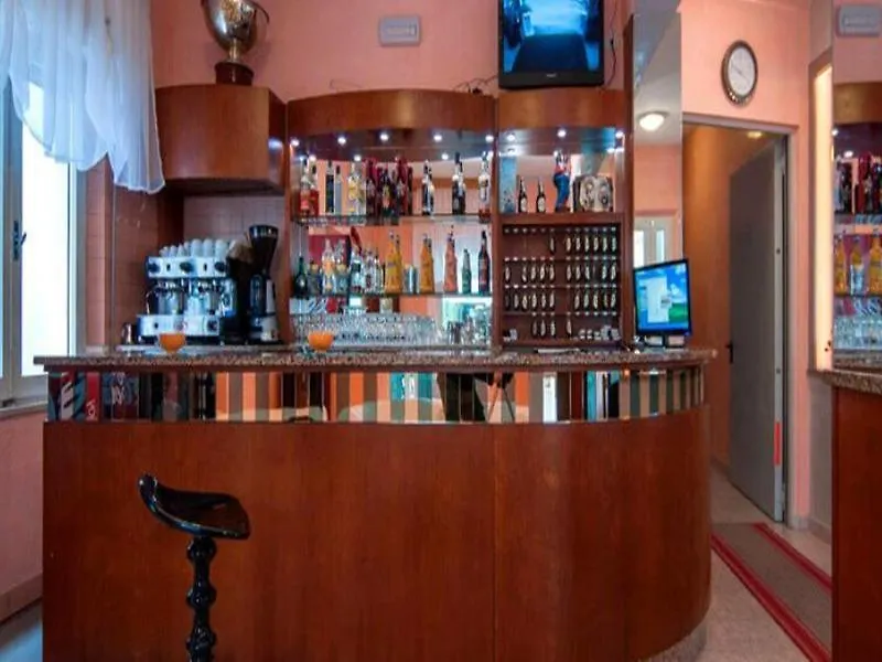 ***  Hotel Alba Rimini İtalya